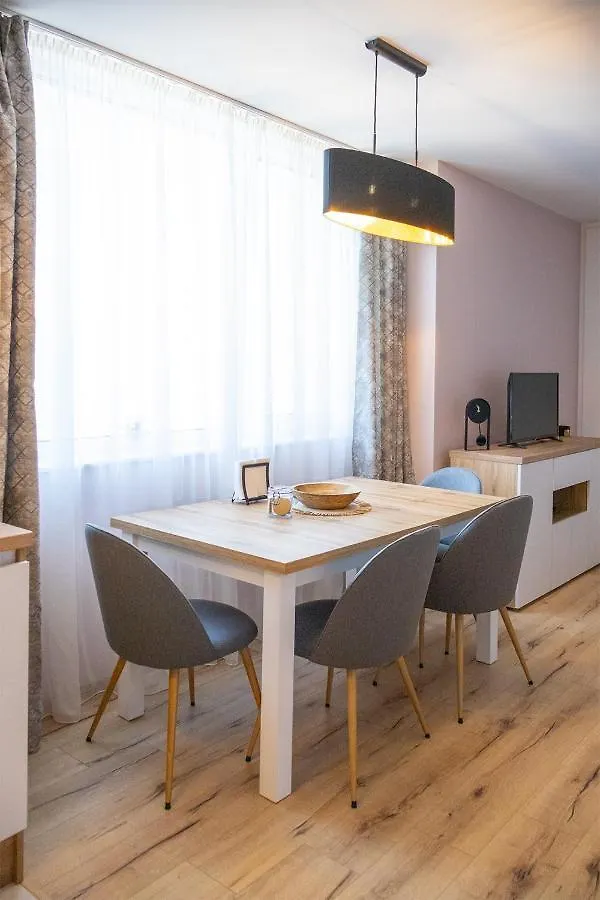 Apartment Krisia - Free Parking Varna 0*,